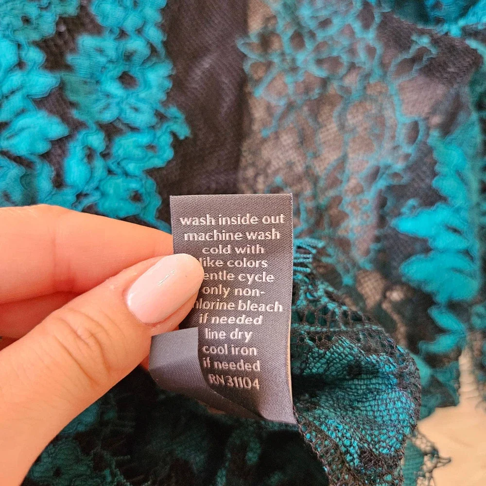 NWT The Limited Sz L Turquois & Black Lace Fairy Whimsigoth Sheer V-neck Blouse‎